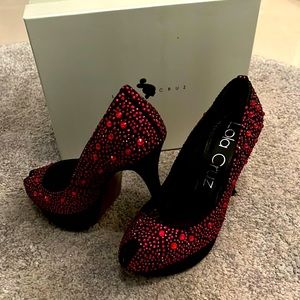 Lola Cruz made in Spain Red Sparkling Heels